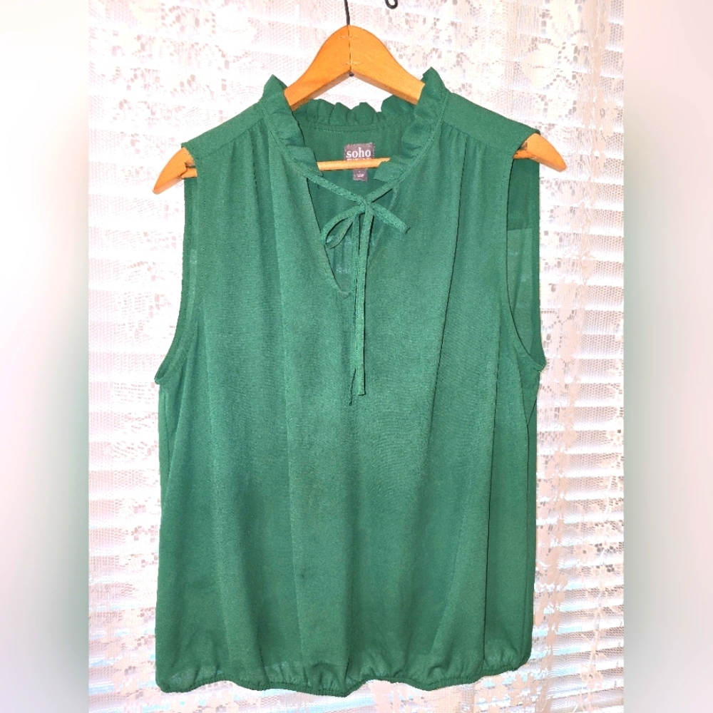 Green, Balloon Style Blouse, Sleeveless Soho Jeans Womens Top Large